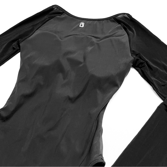 Buffbunny Aquarius Long Sleeve 3/4 Zip-Up Performance Bodysuit - Picture 7 of 9